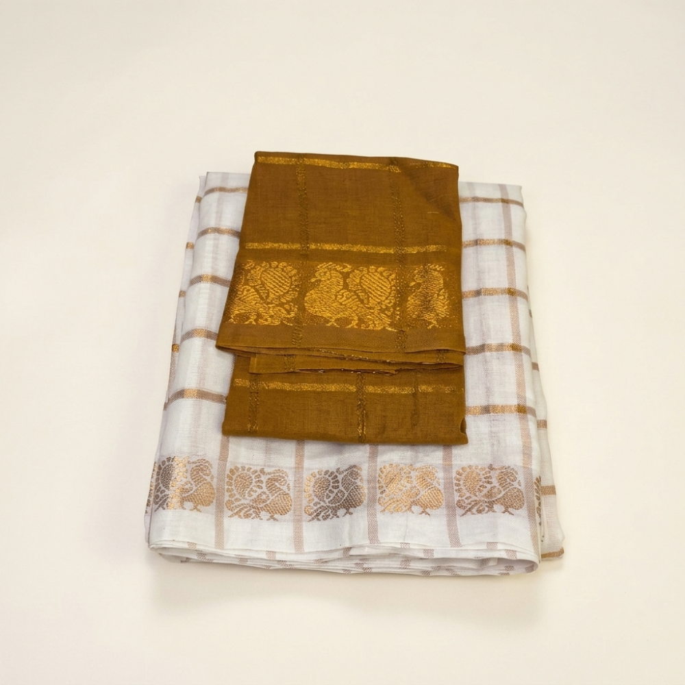 Off-White Handloom Sungudi Cotton Saree with Zari Grid Checks and Traditional Motif Border