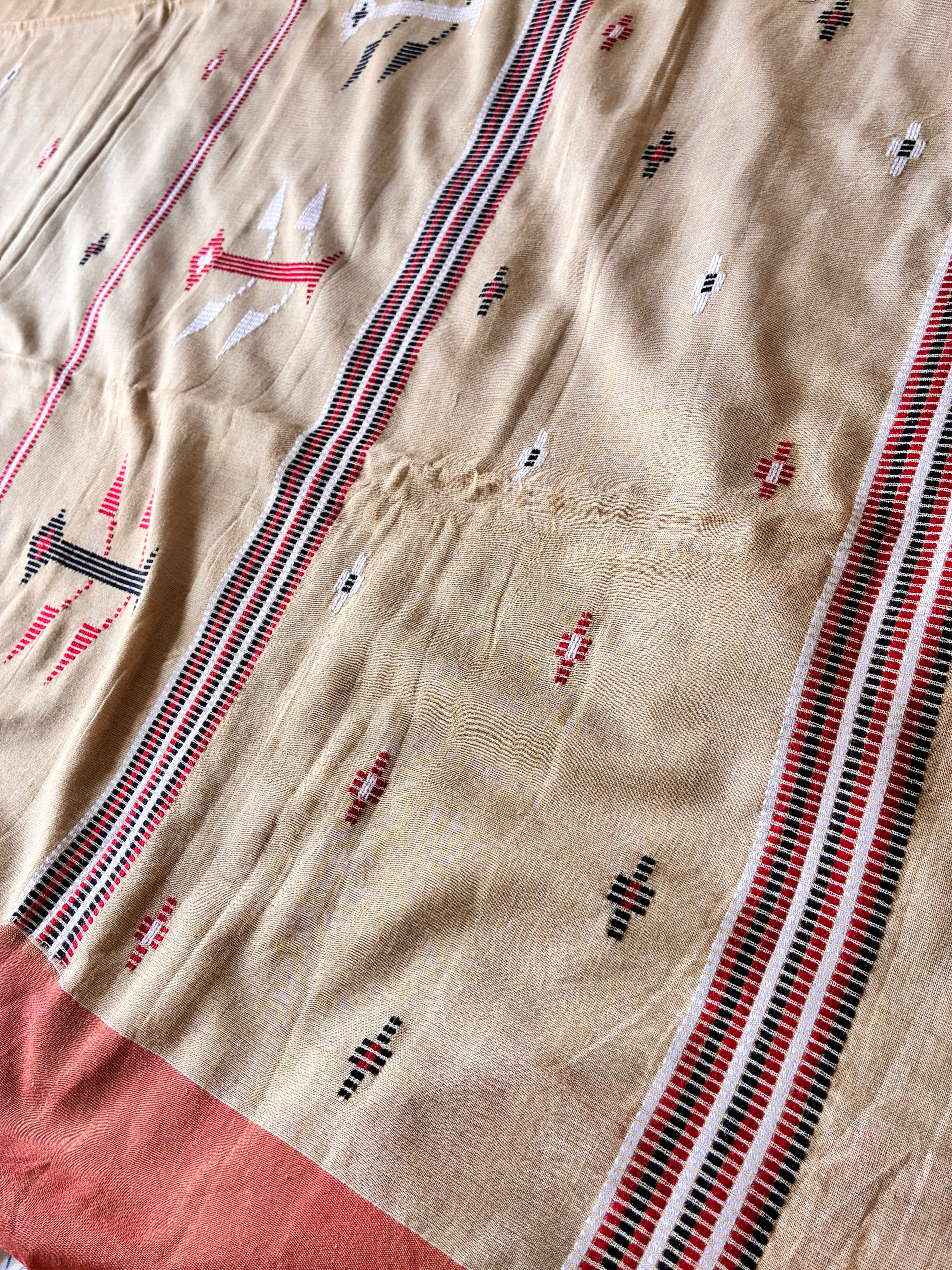 Natural Beige Mul Cotton Saree with Rust Red Contrast Border & Hand-Woven Motifs