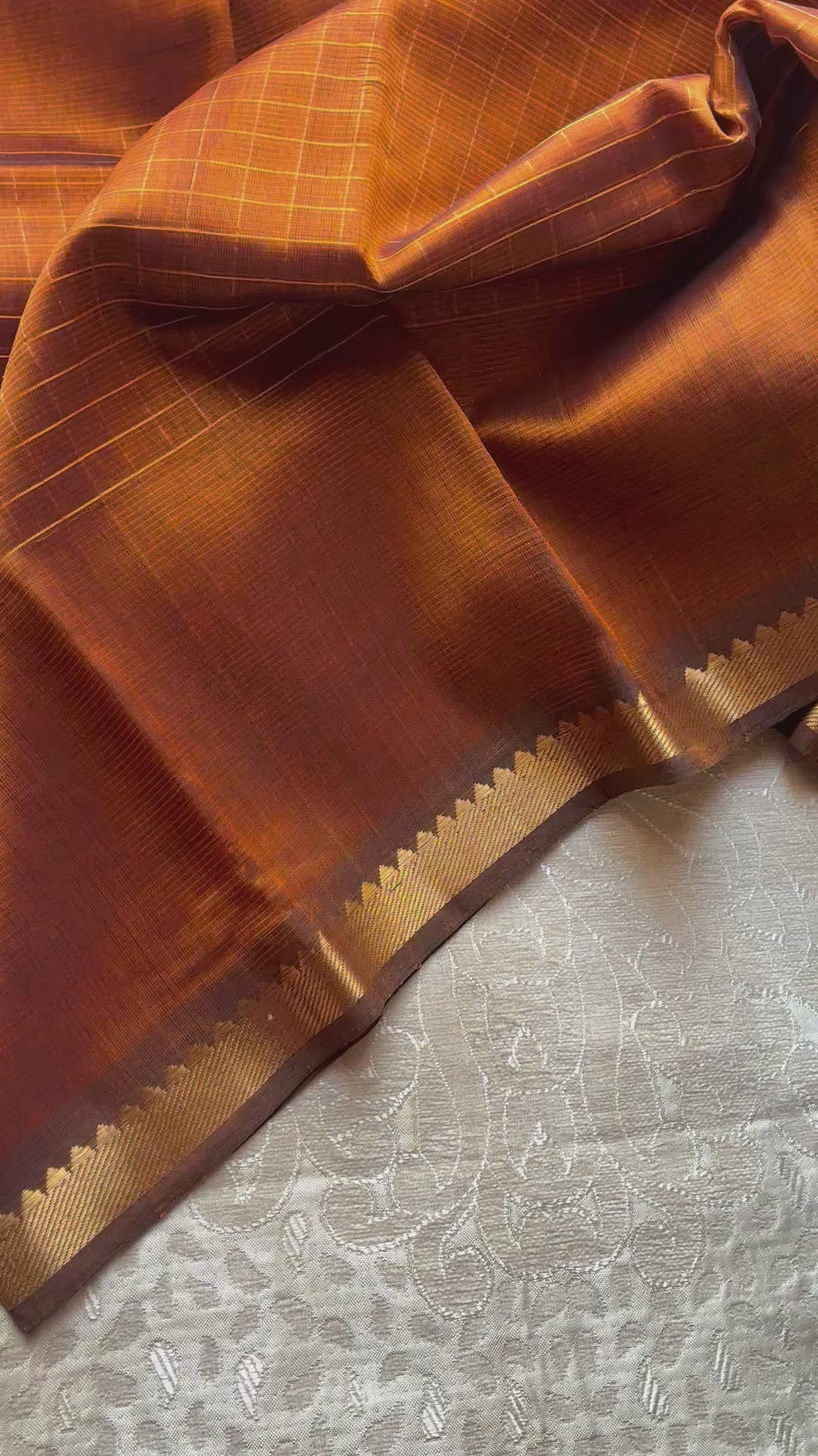 Bronze Colour Handloom Mangalgiri Silk Cotton Checked Sarees
