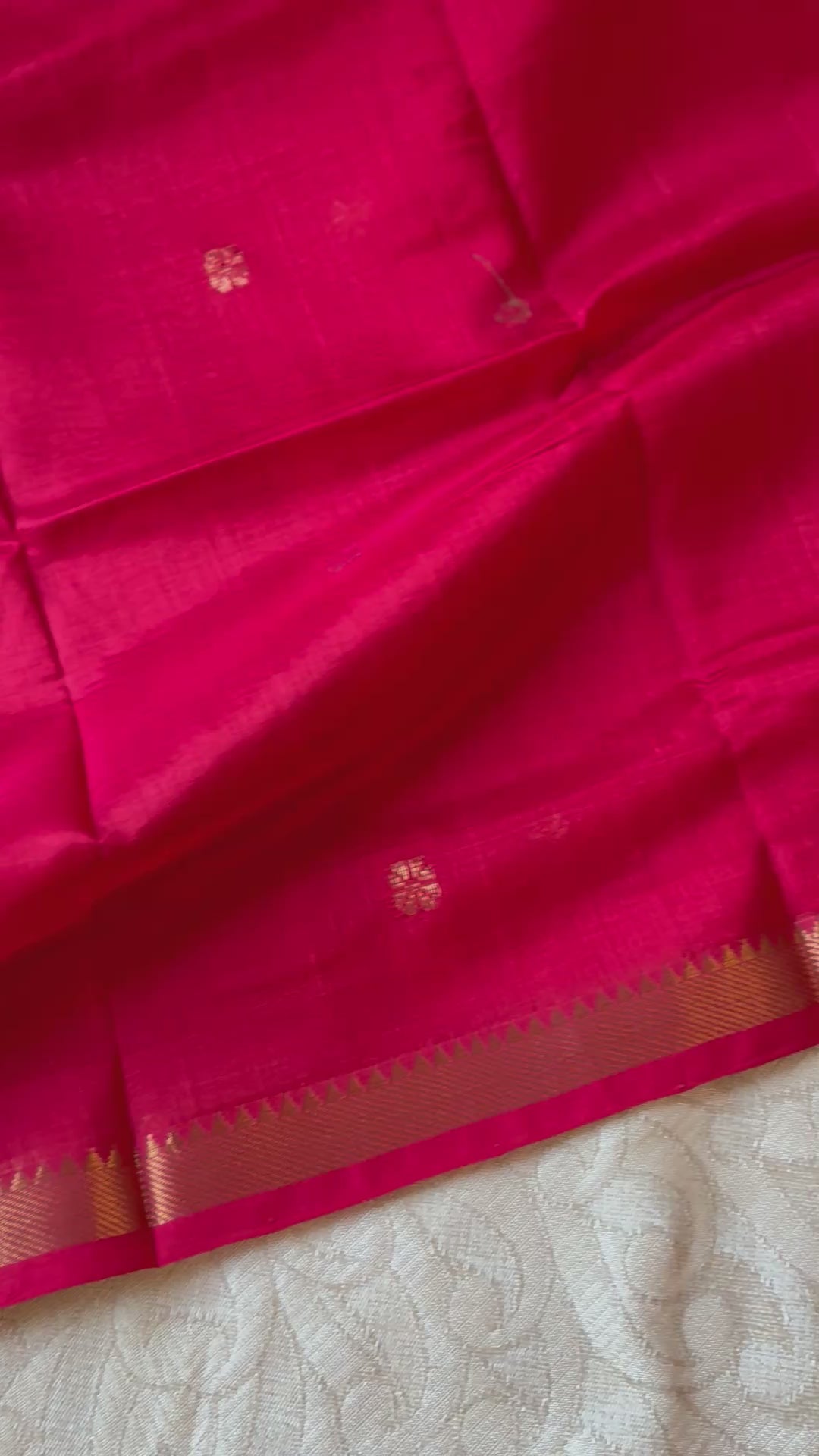 Vibrant Red & Olive Grey Handloom Mangalagiri Silk Cotton Saree with Golden Zari Butis